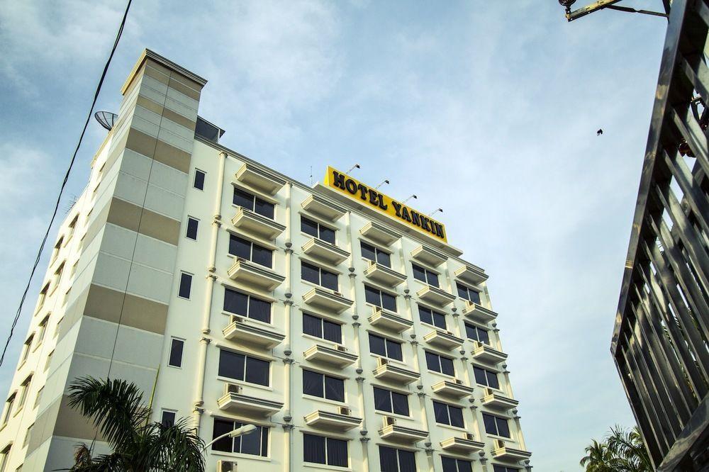 Hotel Yankin Yangón Exterior foto
