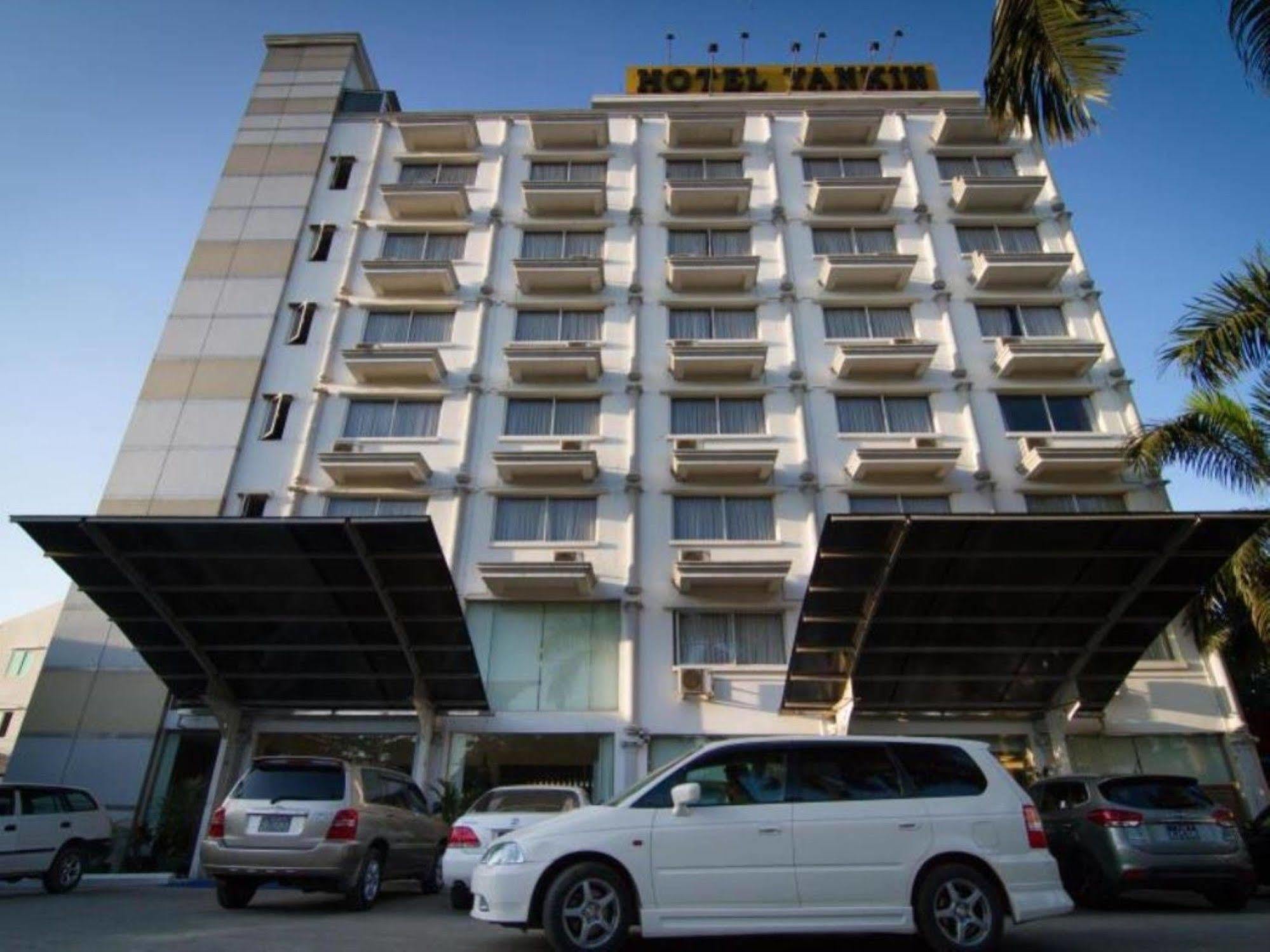 Hotel Yankin Yangón Exterior foto